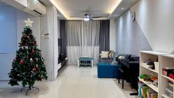 Blk 202A Compassvale South Gate (Sengkang), HDB Executive #530111361